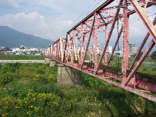 鉄橋全景